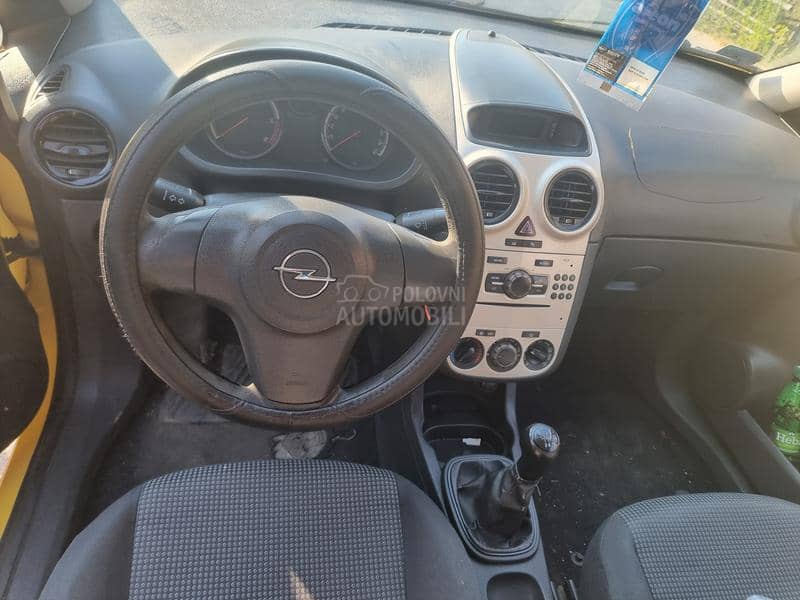 Opel Corsa D Van