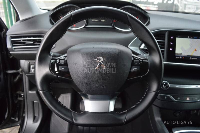 Peugeot 308 1.2 PureTech110 Busi