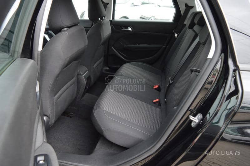 Peugeot 308 1.2 PureTech110 Busi