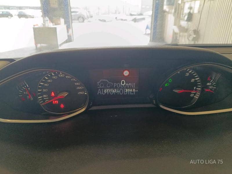 Peugeot 308 1.2 PureTech110 Busi