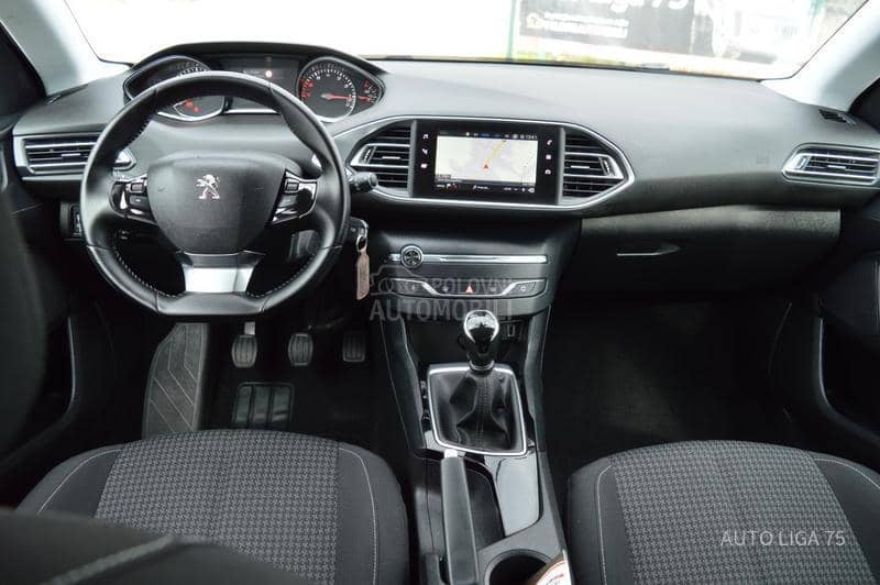 Peugeot 308 1.2 PureTech110 Busi