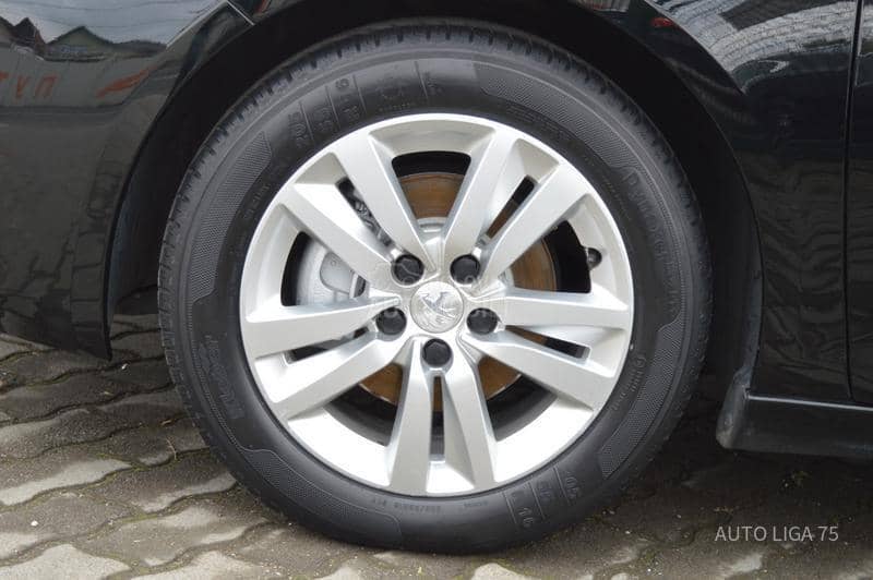 Peugeot 308 1.2 PureTech110 Busi