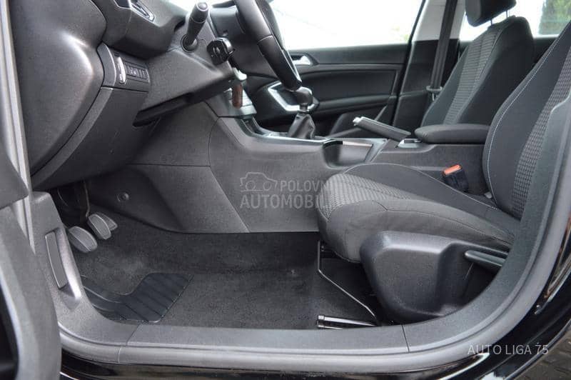 Peugeot 308 1.2 PureTech110 Busi