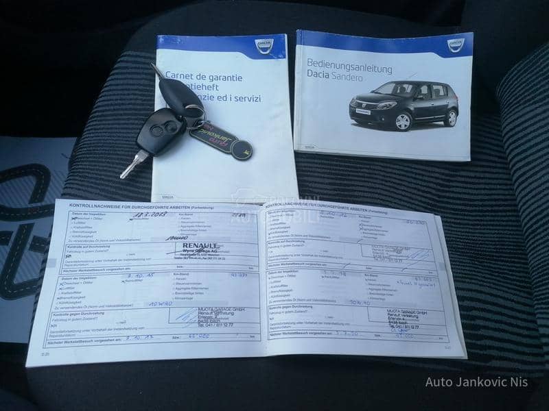 Dacia Sandero 1.6i LAUREAT CH