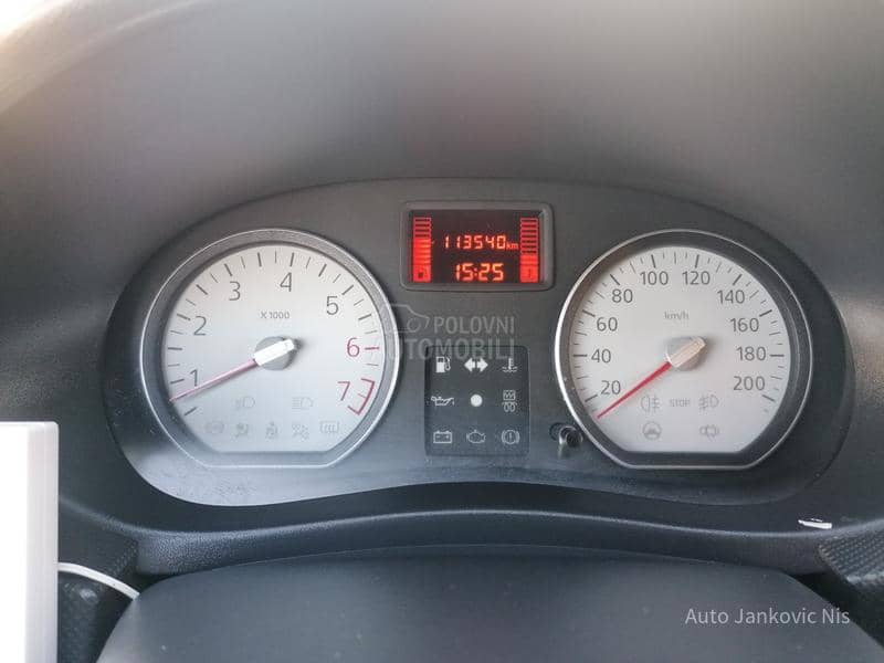 Dacia Sandero 1.6i LAUREAT CH