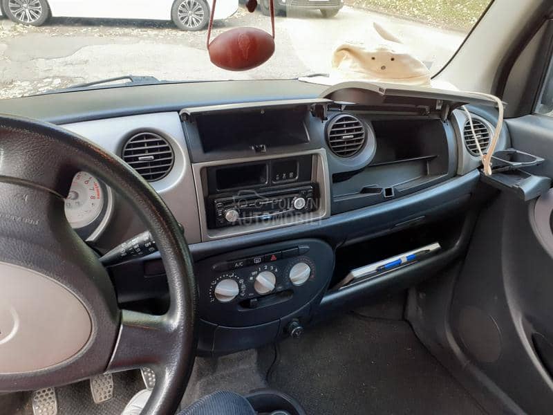 Daihatsu Trevis 1.0