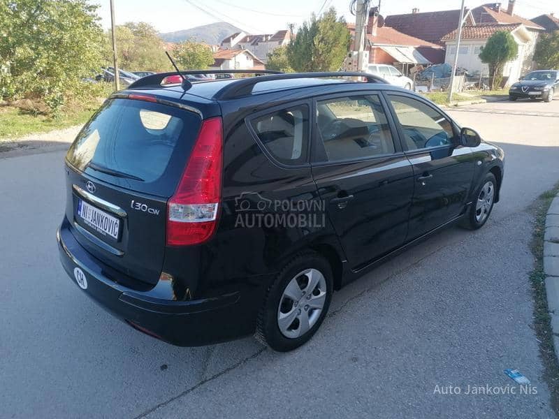 Hyundai i30 1.4i ILIKE LINE CH Hyundai i30 1.4i ILIKE LINE CH