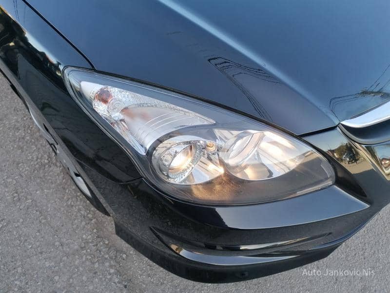 Hyundai i30 1.4i ILIKE LINE CH Hyundai i30 1.4i ILIKE LINE CH
