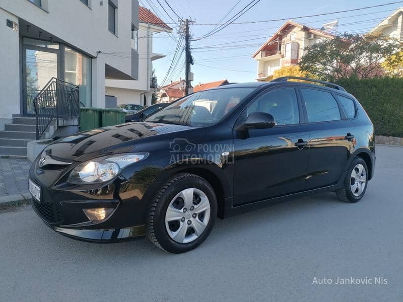 Hyundai i30 1.4i ILIKE LINE CH Hyundai i30 1.4i ILIKE LINE CH