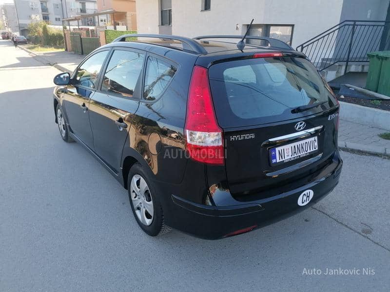 Hyundai i30 1.4i ILIKE LINE CH Hyundai i30 1.4i ILIKE LINE CH
