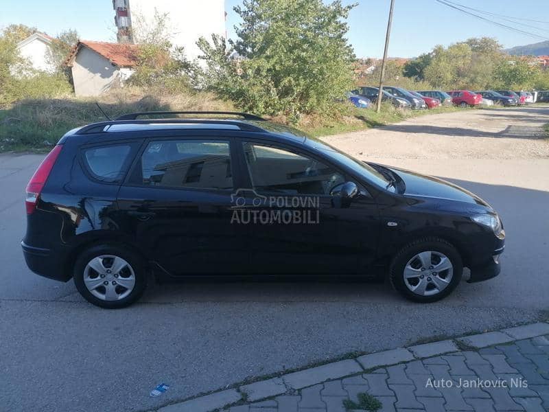 Hyundai i30 1.4i ILIKE LINE CH Hyundai i30 1.4i ILIKE LINE CH