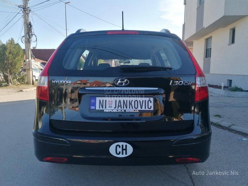 Hyundai i30 1.4i ILIKE LINE CH Hyundai i30 1.4i ILIKE LINE CH