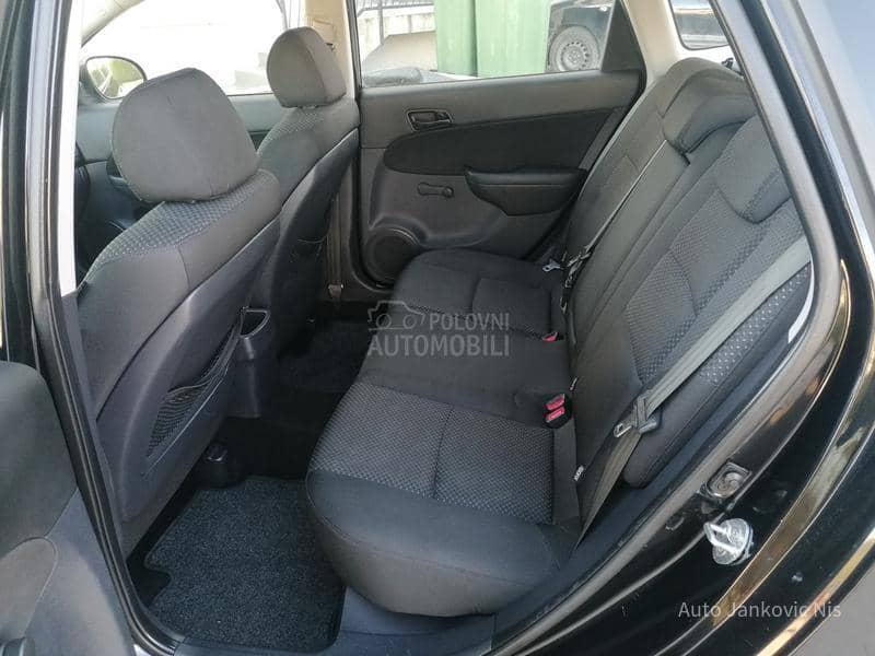 Hyundai i30 1.4i ILIKE LINE CH Hyundai i30 1.4i ILIKE LINE CH