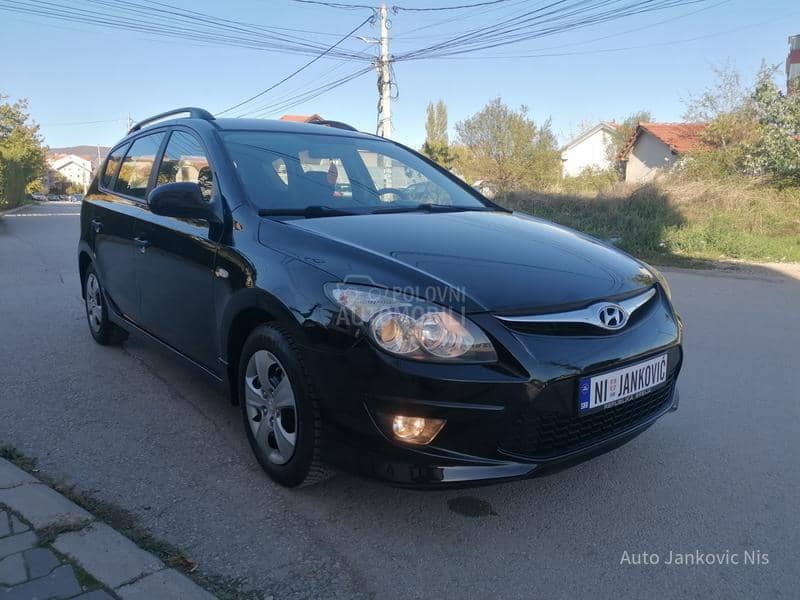 Hyundai i30 1.4i ILIKE LINE CH Hyundai i30 1.4i ILIKE LINE CH