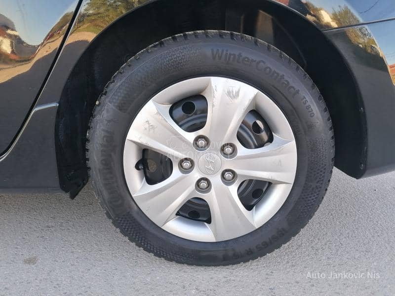 Hyundai i30 1.4i ILIKE LINE CH Hyundai i30 1.4i ILIKE LINE CH