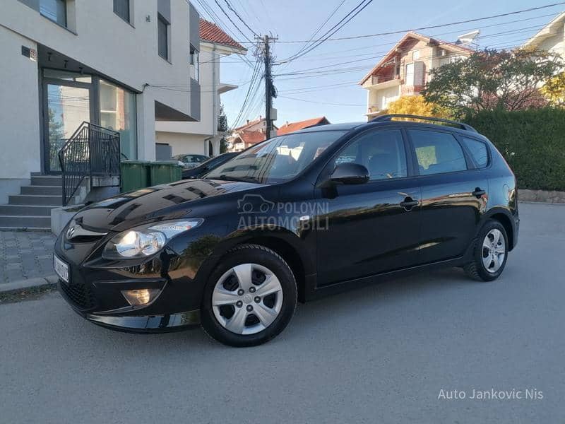Hyundai i30 1.4i ILIKE LINE CH Hyundai i30 1.4i ILIKE LINE CH