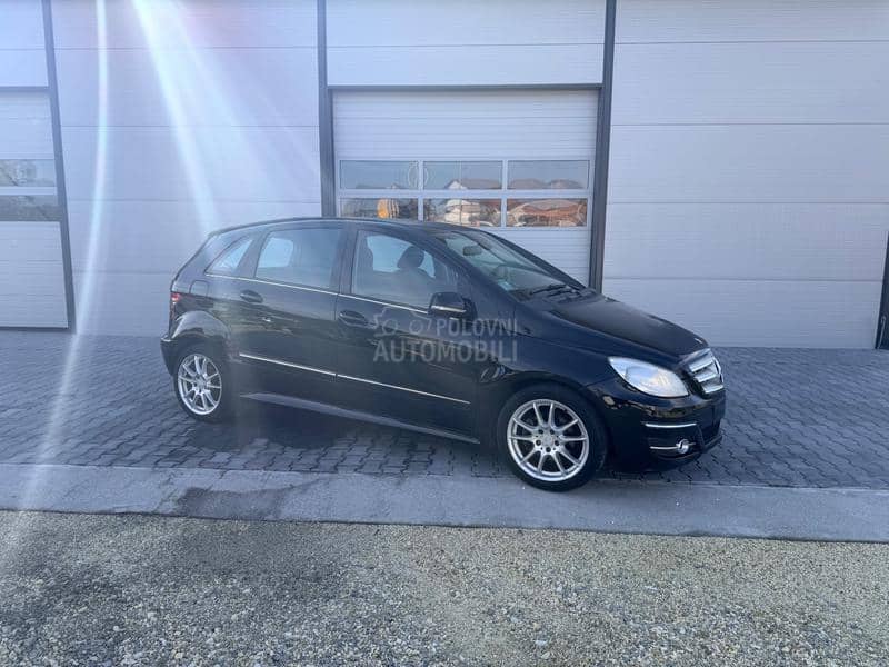 Mercedes Benz B 180 CDI