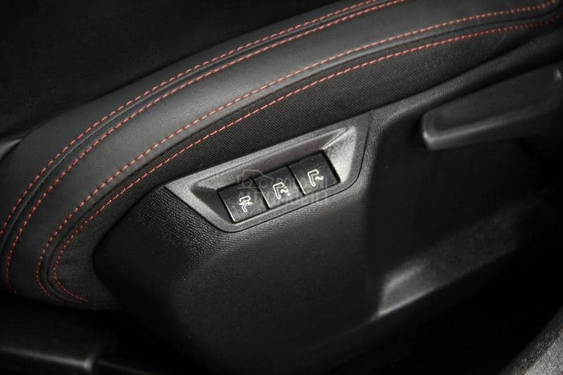 Peugeot 308 GT-LINE 225