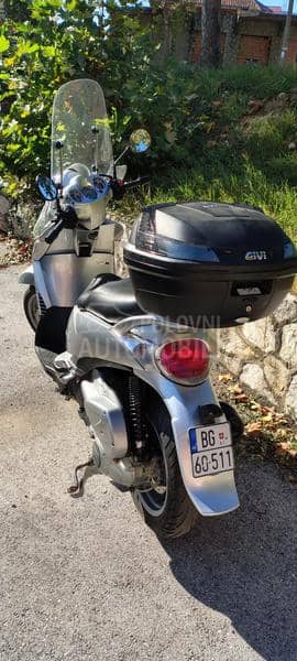 Aprilia Scarabeo 250 i.e.