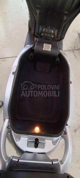 Aprilia Scarabeo 250 i.e.