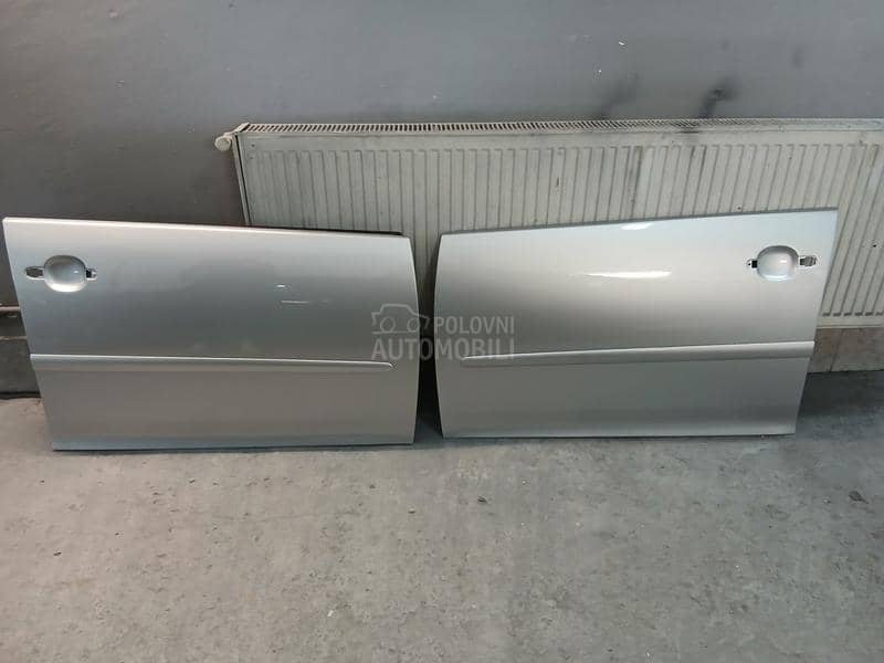 Prednja leva vrata LA7W