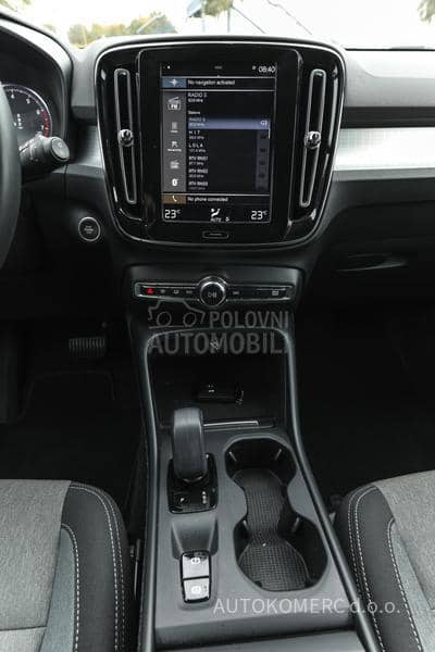 Volvo XC40 T3 Momentum Volvo XC40 T3 Momentum