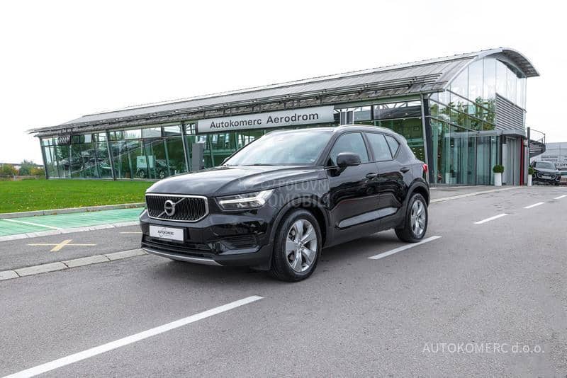 Volvo XC40 T3 Momentum Volvo XC40 T3 Momentum