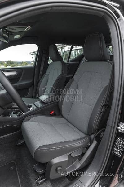 Volvo XC40 T3 Momentum Volvo XC40 T3 Momentum