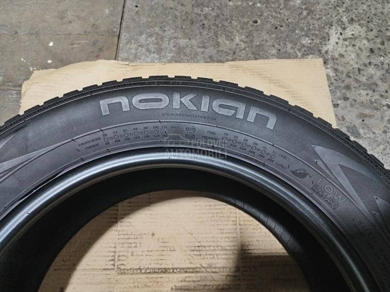 Nokian 205/60 R16 Zimska
