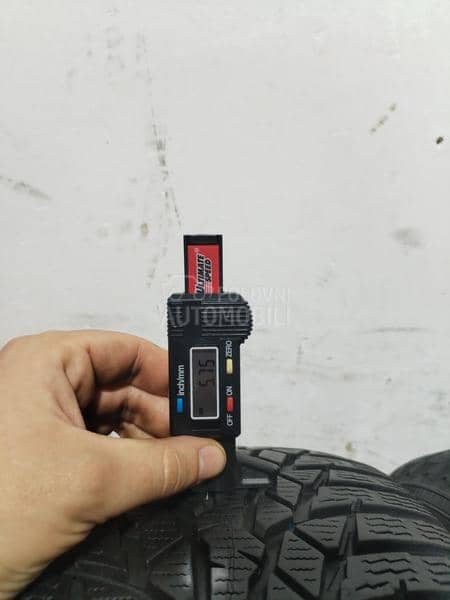 Nokian 205/60 R16 Zimska