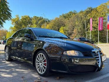 Alfa Romeo GT 3.2 BUSSO TI