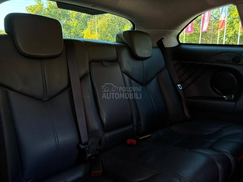 Alfa Romeo GT 3.2 BUSSO TI