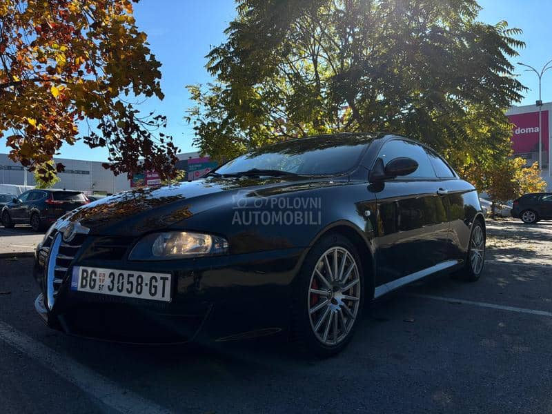 Alfa Romeo GT 3.2 BUSSO TI