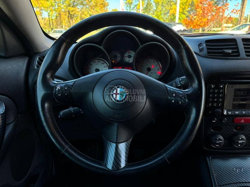 Alfa Romeo GT 3.2 BUSSO TI