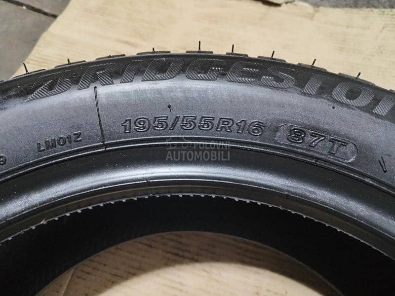 Bridgestone 195/55 R16 Zimska