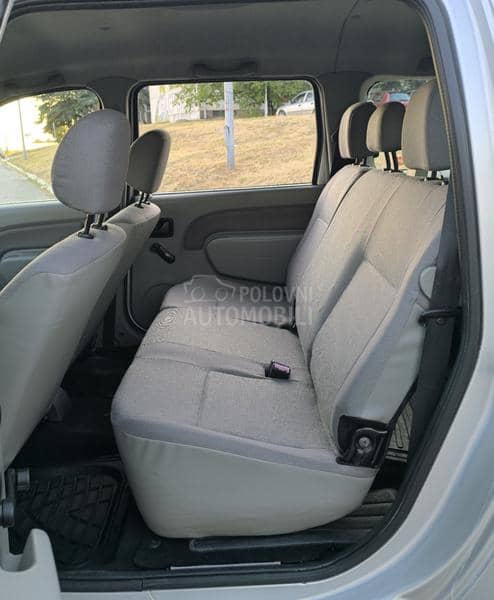 Dacia Logan 1.5 DCI 7 sedista Dacia Logan 1.5 DCI 7 sedista