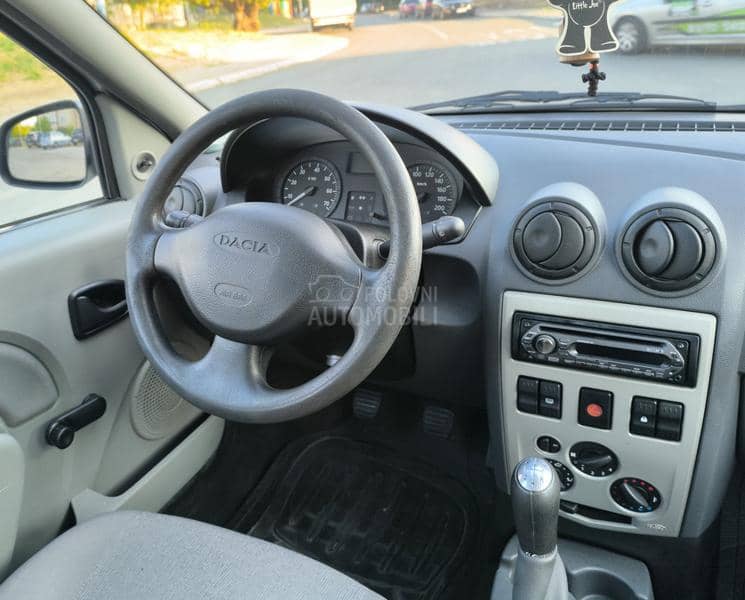 Dacia Logan 1.5 DCI 7 sedista Dacia Logan 1.5 DCI 7 sedista