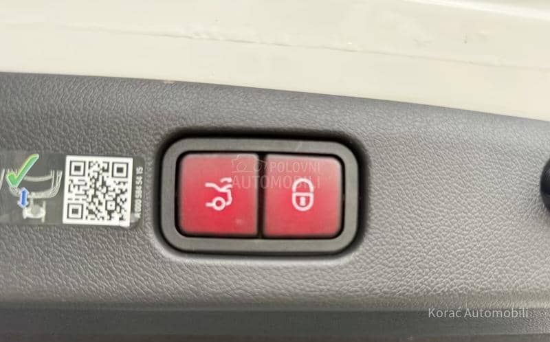 Mercedes Benz E 220 d 4M AIRMATIC PANO