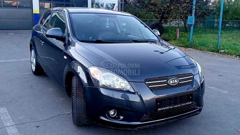 Kia cee`d  Kia cee`d