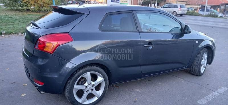 Kia cee`d  Kia cee`d