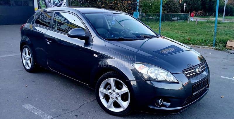 Kia cee`d  Kia cee`d