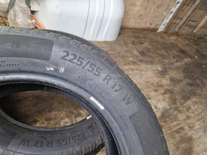 Continental 225/55 R17 Letnja