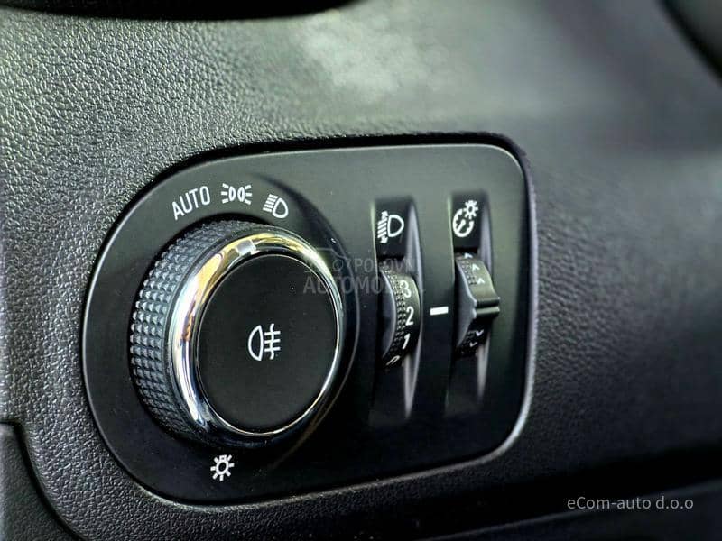 Opel Crossland X  1.2 EDITION