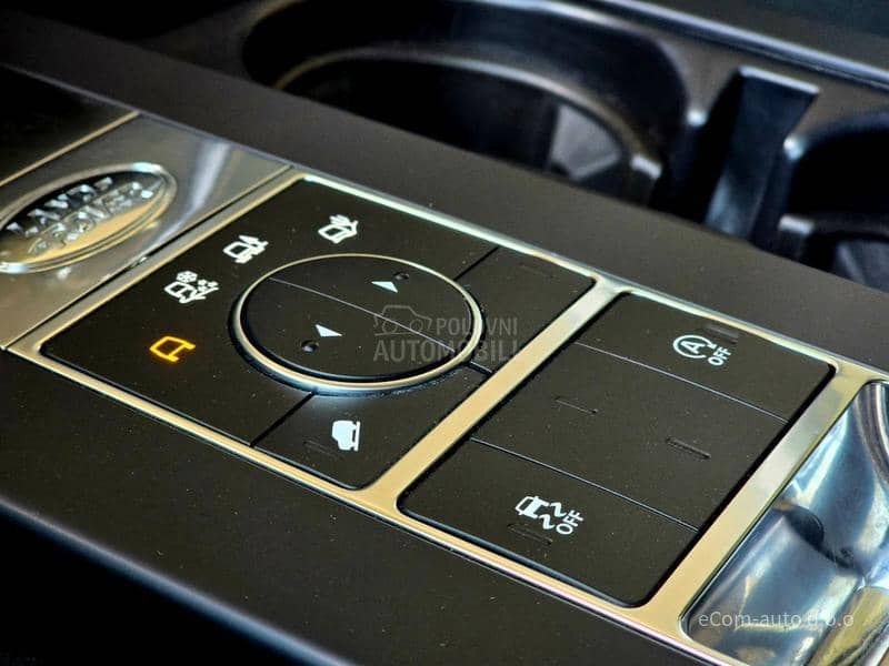 Land Rover Discovery 2.0 SD4 4WD A/T