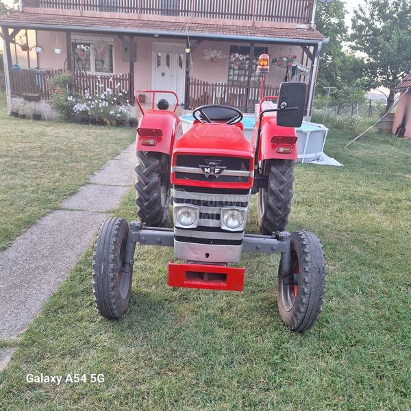Massey Ferguson 130