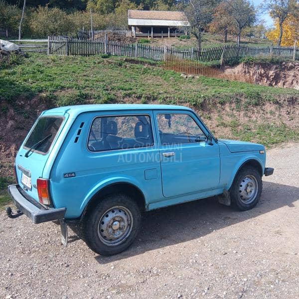 Lada Niva 