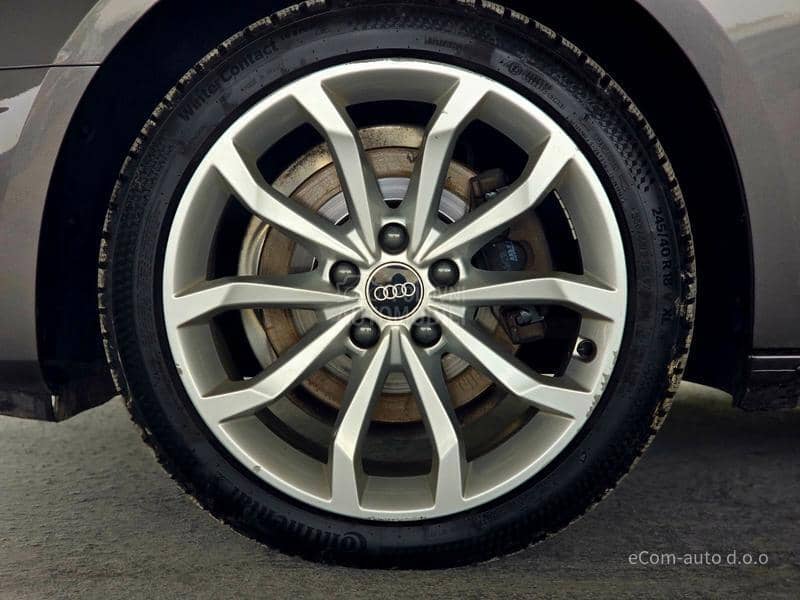 Audi A4 2.0 TDI MHEV STRONIC