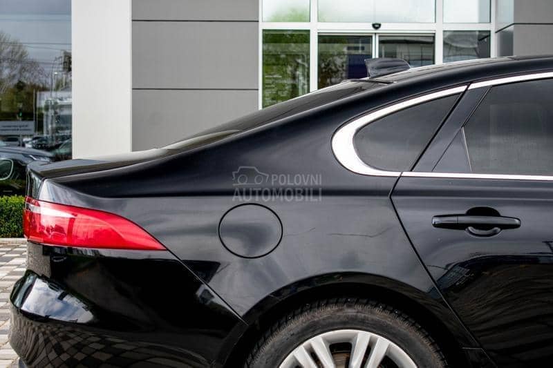 Jaguar XF 20d AWD