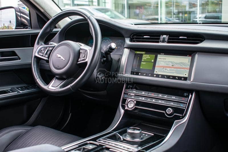 Jaguar XF 20d AWD