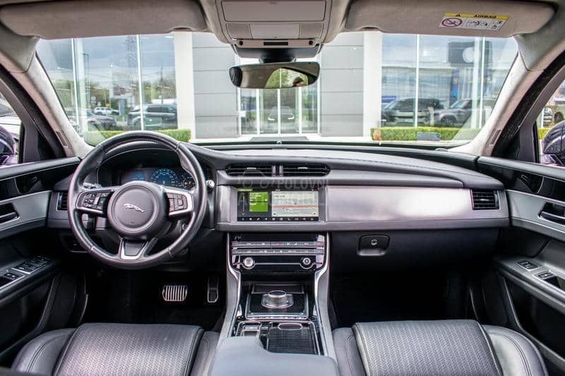 Jaguar XF 20d AWD